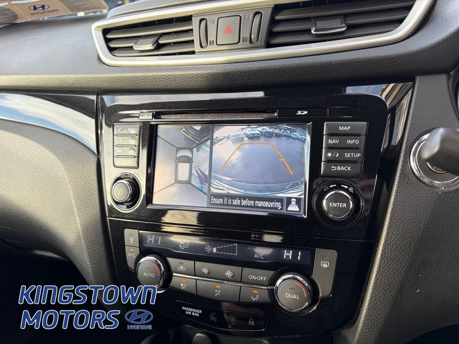 2017 Nissan Qashqai - image 17