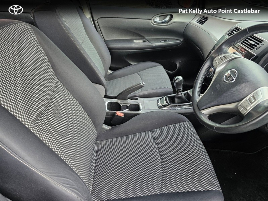 2016 Nissan Pulsar - image 12