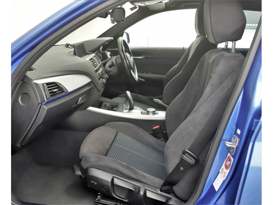 2016 BMW 1 Series - image 15