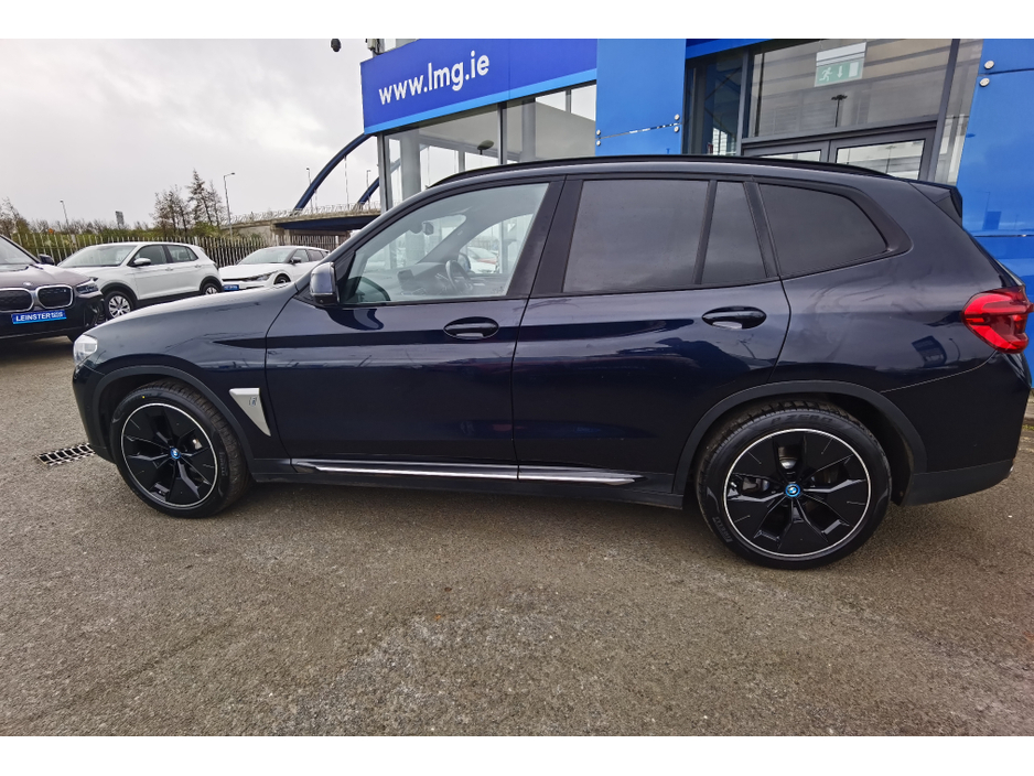 2021 BMW iX3 - image 7