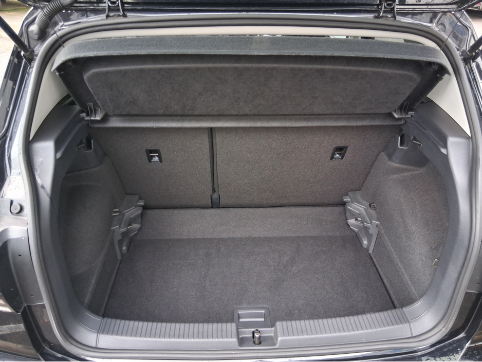 2020 Volkswagen T-Cross Life SPORT €18,995