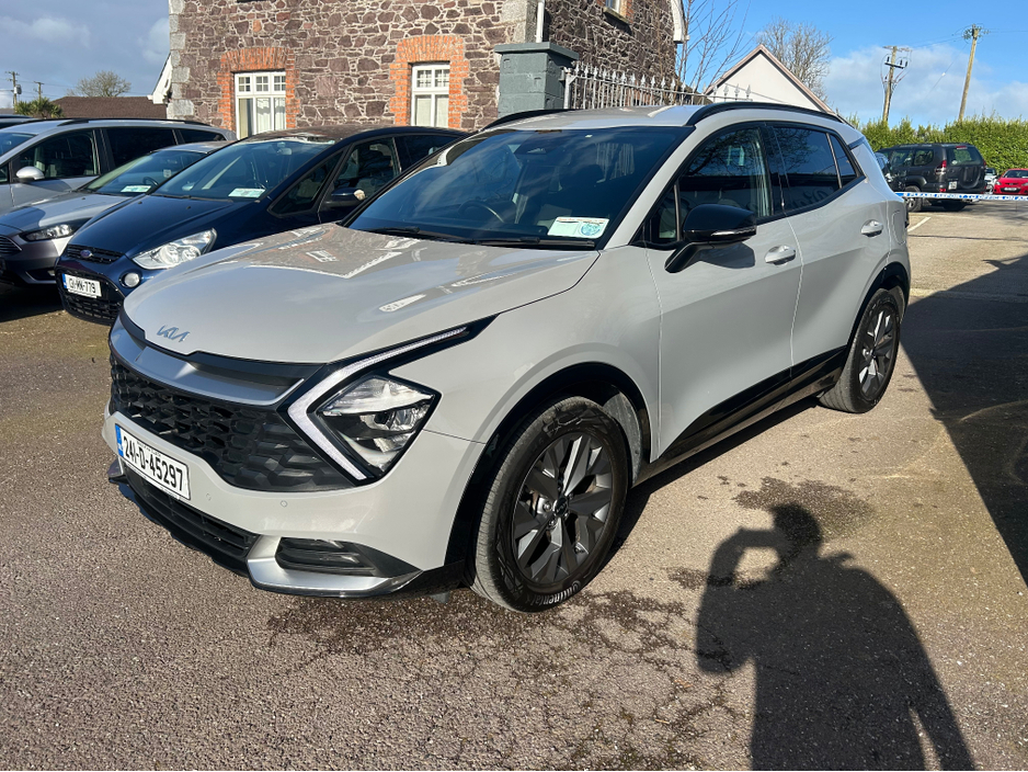 2024 Kia Sportage - image 3