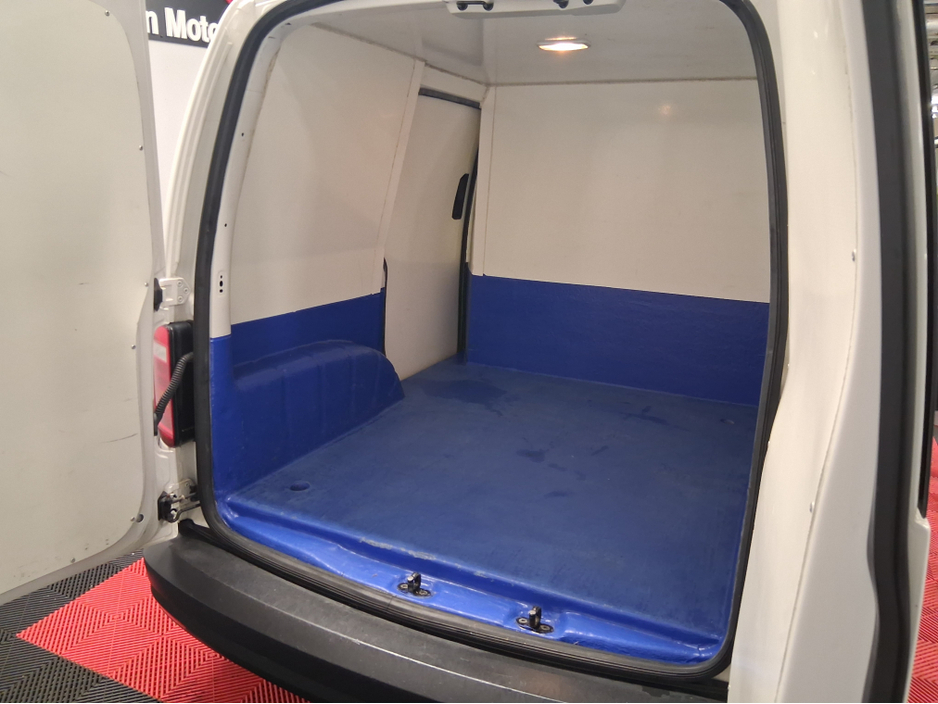 2016 Volkswagen Caddy **LOW KLMS** €10,995