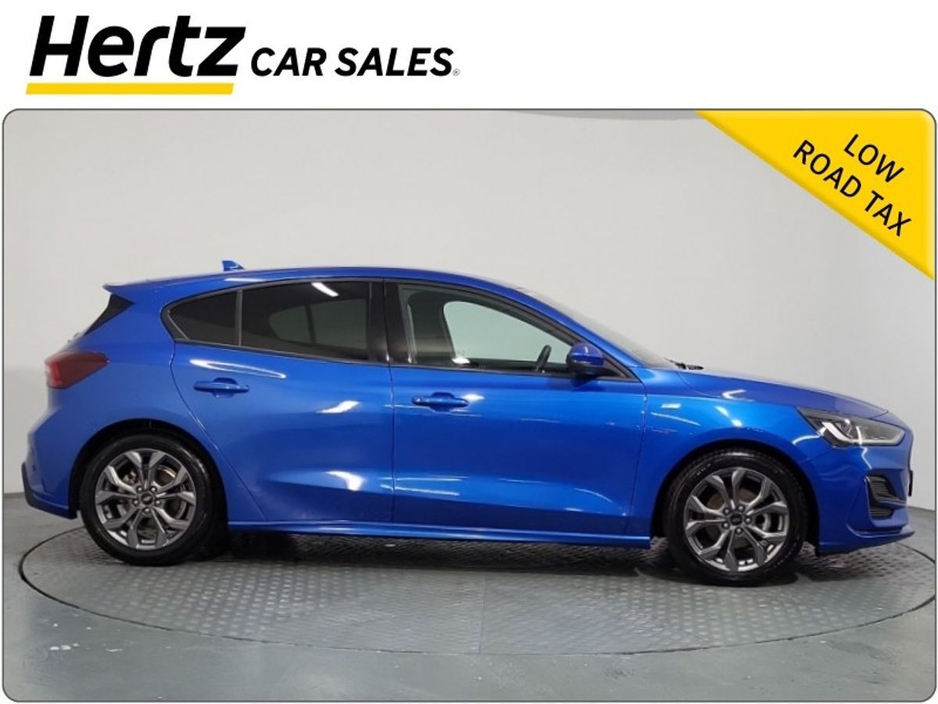 2024 Ford Focus - image 3