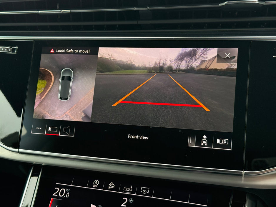 2020 Audi Q8 - image 18