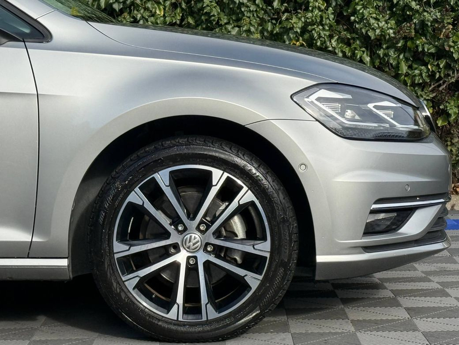 2019 Volkswagen Golf - image 9