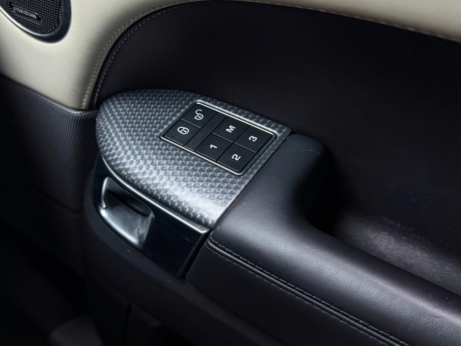 2019 Land Rover Range Rover Sport - image 20