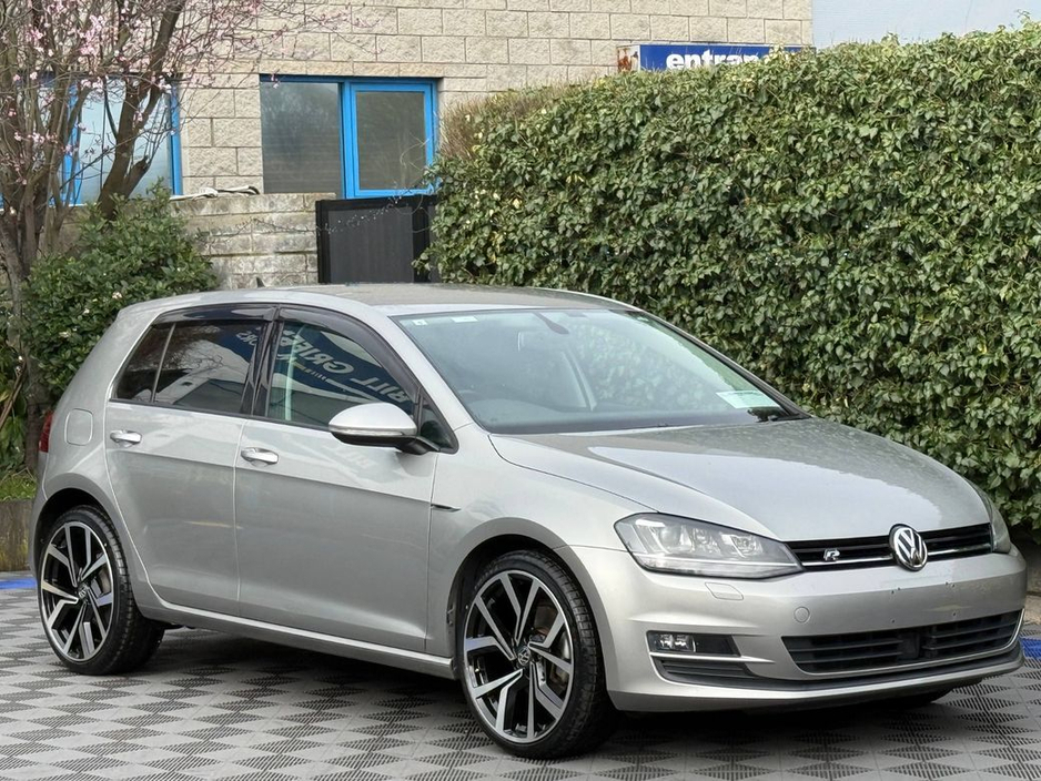 2015 Volkswagen Golf - image 15