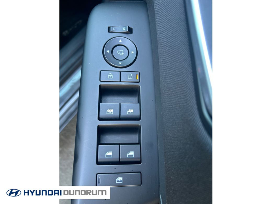 2025 Hyundai Kona - image 13