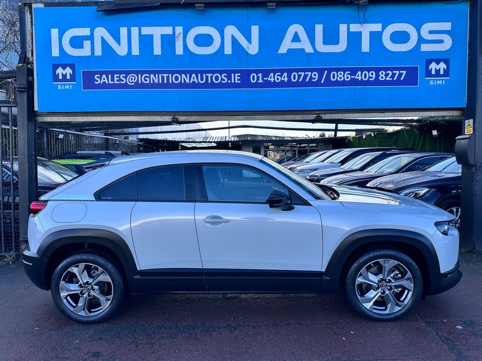 2021 Mazda MX-30 - image 2