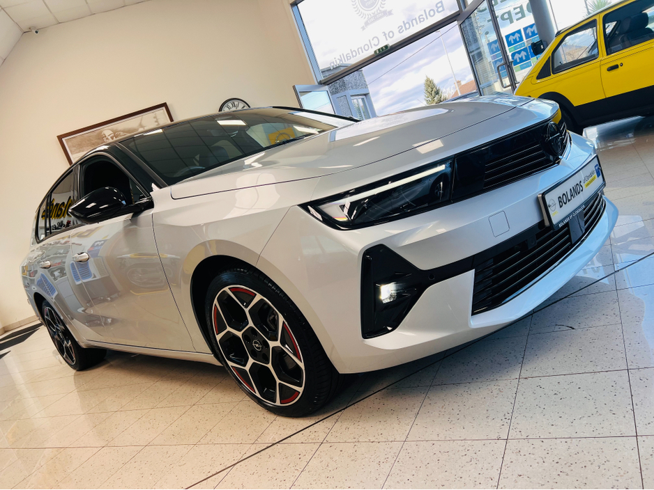 2024 Opel Astra - image 14