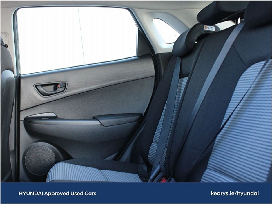 2021 Hyundai Kona - image 7