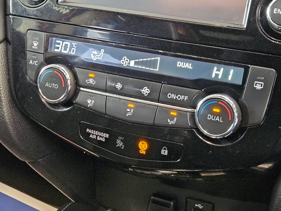 2020 Nissan X-Trail - image 15