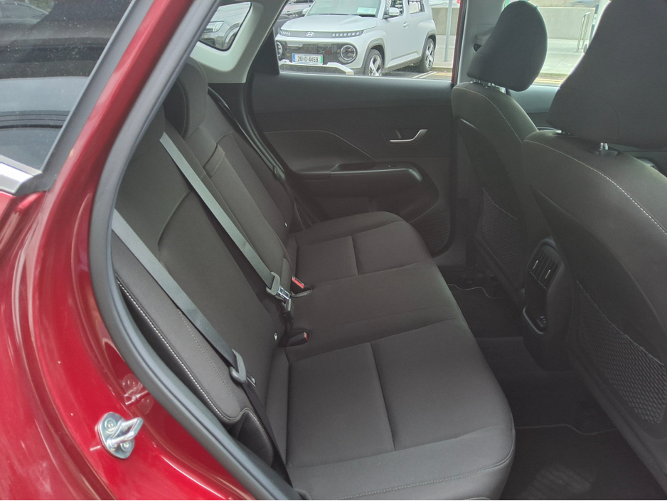 2024 Hyundai Kona - image 11