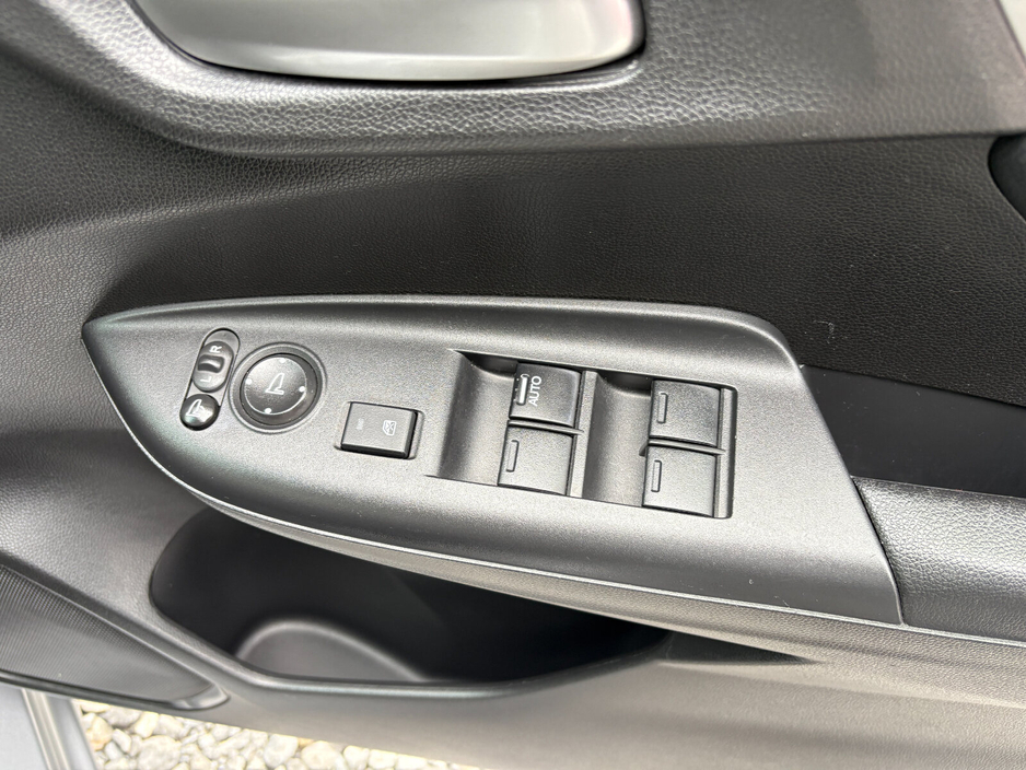 2019 Honda Fit - image 20