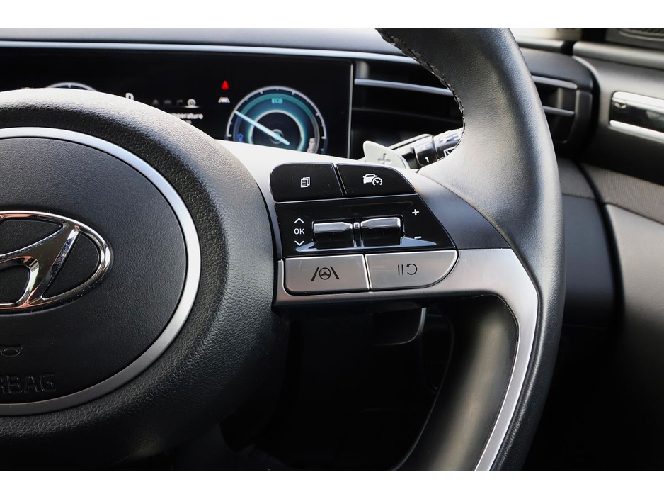 2022 Hyundai Tucson - image 11