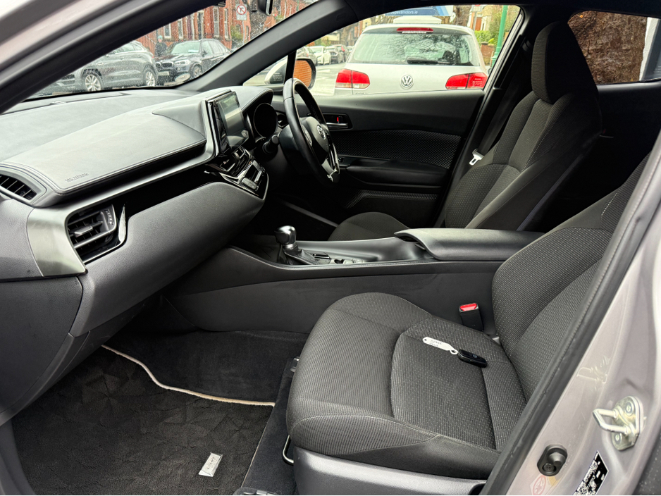 2018 Toyota C-HR - image 11