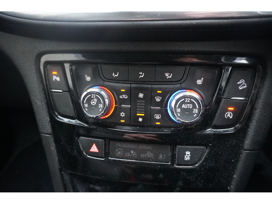 2019 Opel Mokka - image 19