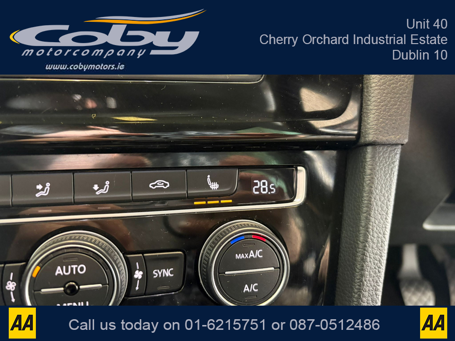 2016 Volkswagen Golf - image 38