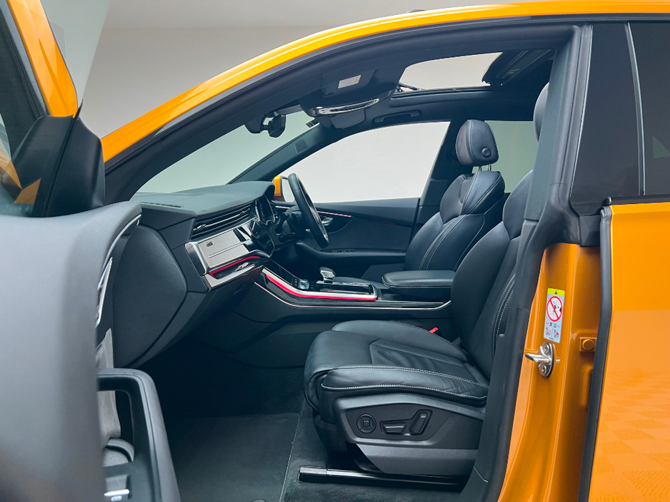 2020 Audi Q8 S LINE 50 TDI 286HP QUATTRO *PAN ROOF* €65,990