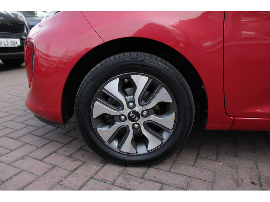 2017 Kia Picanto - image 21