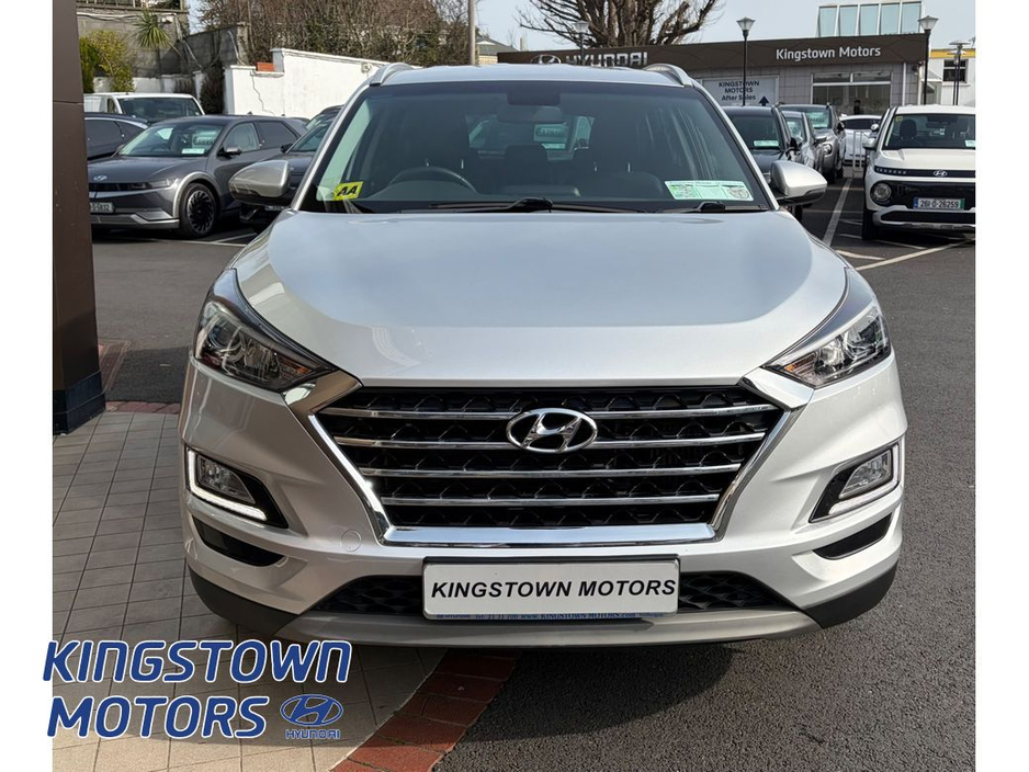 2019 Hyundai Tucson - image 2