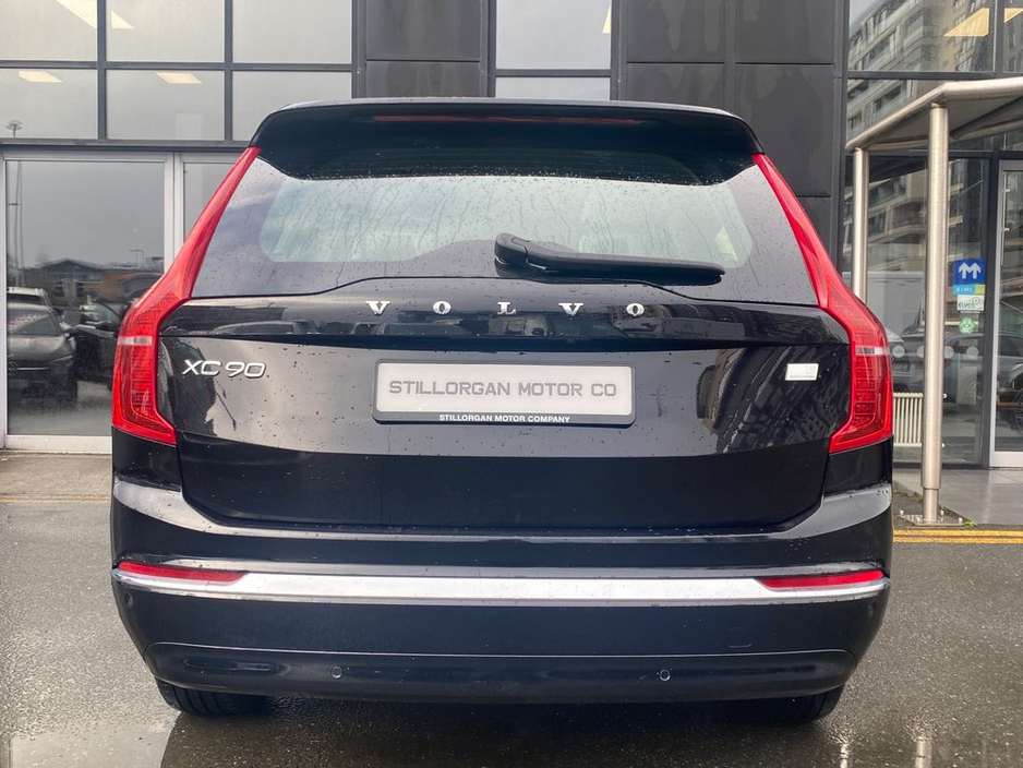 2024 Volvo XC90 T8 Core Recharge AWD Auto (PHEV) €64,900