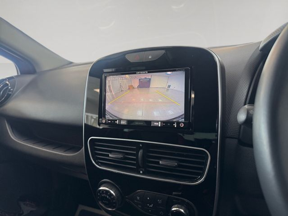 2019 Renault Clio - image 14