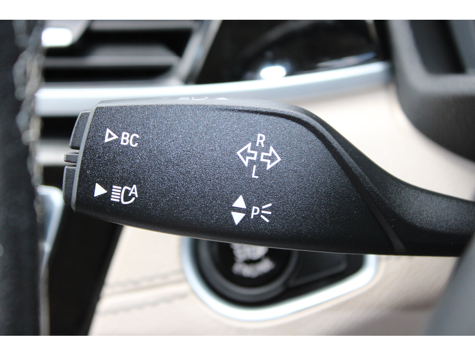 2020 BMW X1 - image 23