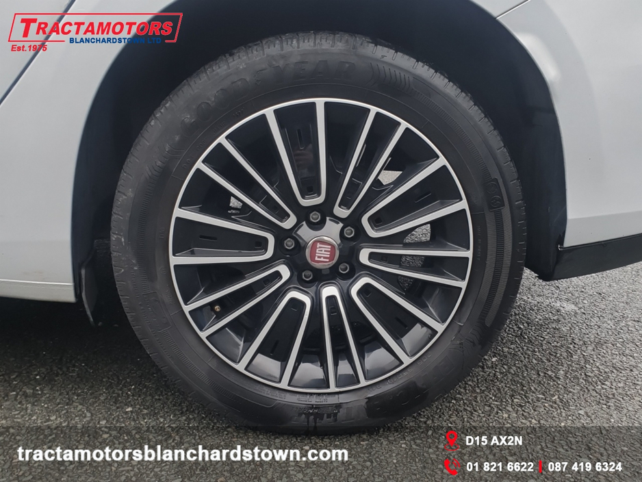 2023 Fiat Tipo - image 8