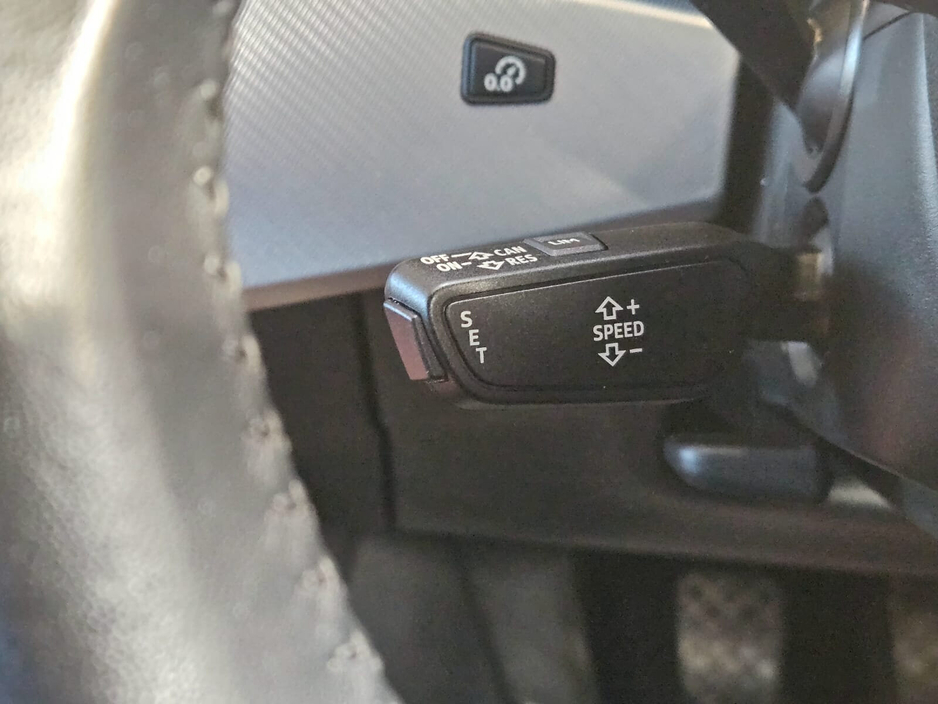 2018 Audi A4 - image 11