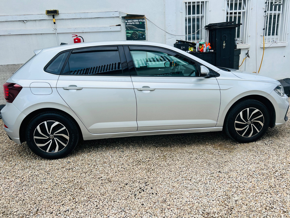 2024 Volkswagen Polo - image 7
