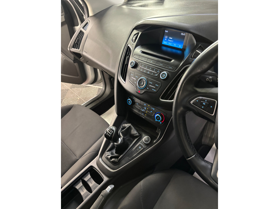 2015 Ford Focus 1.6 TDCi 95PS Style €9,950