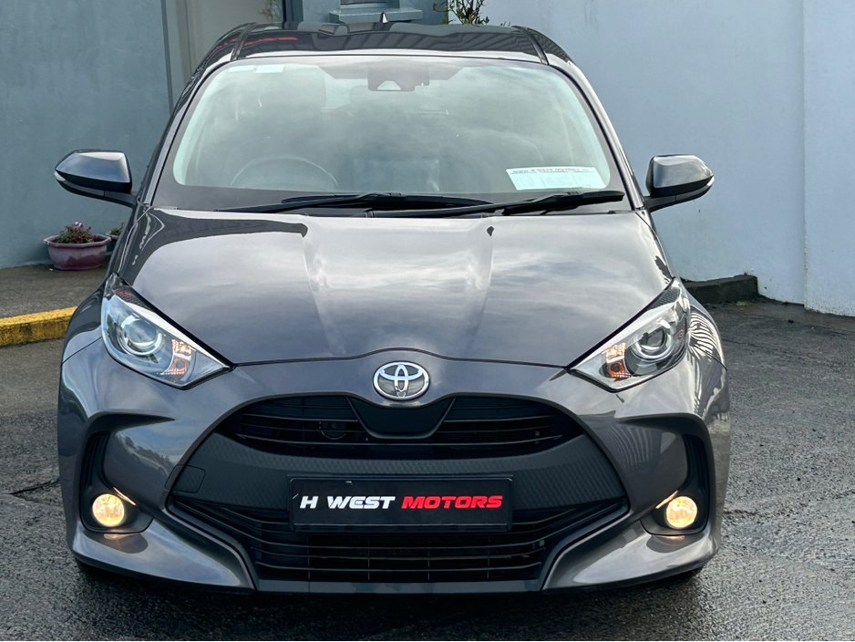 2022 Toyota Yaris 1.0 LUNA 4DR €16,945