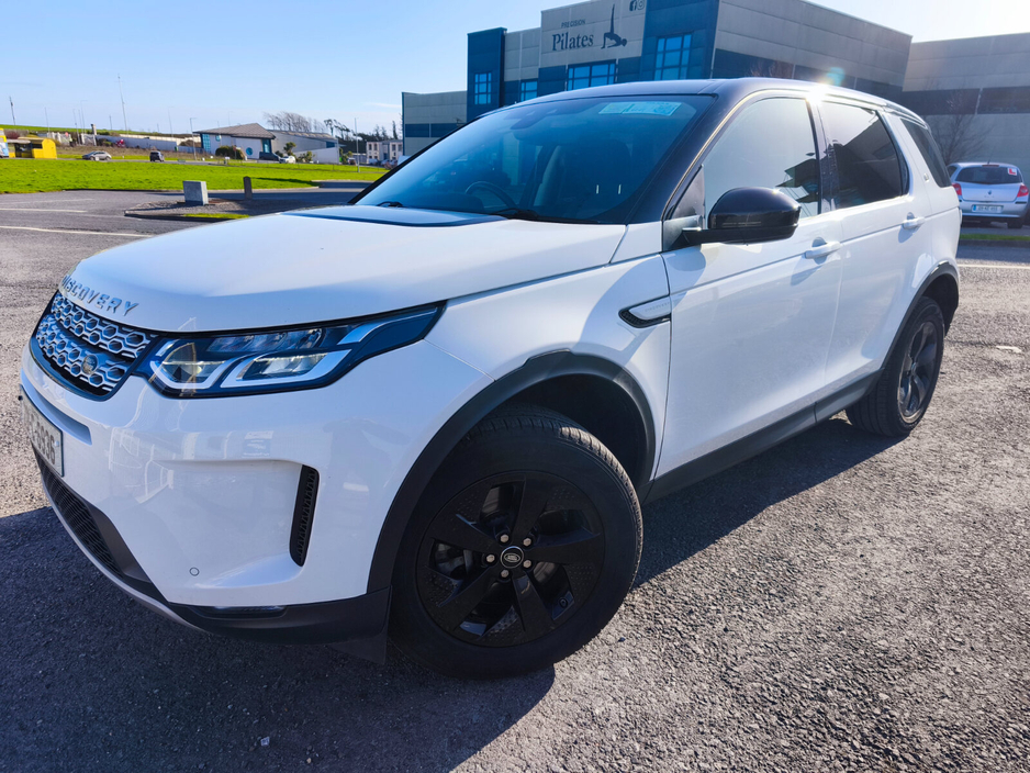 2020 Land Rover Discovery Sport - image 6