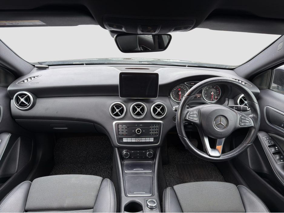 2016 Mercedes-Benz A Class - image 11