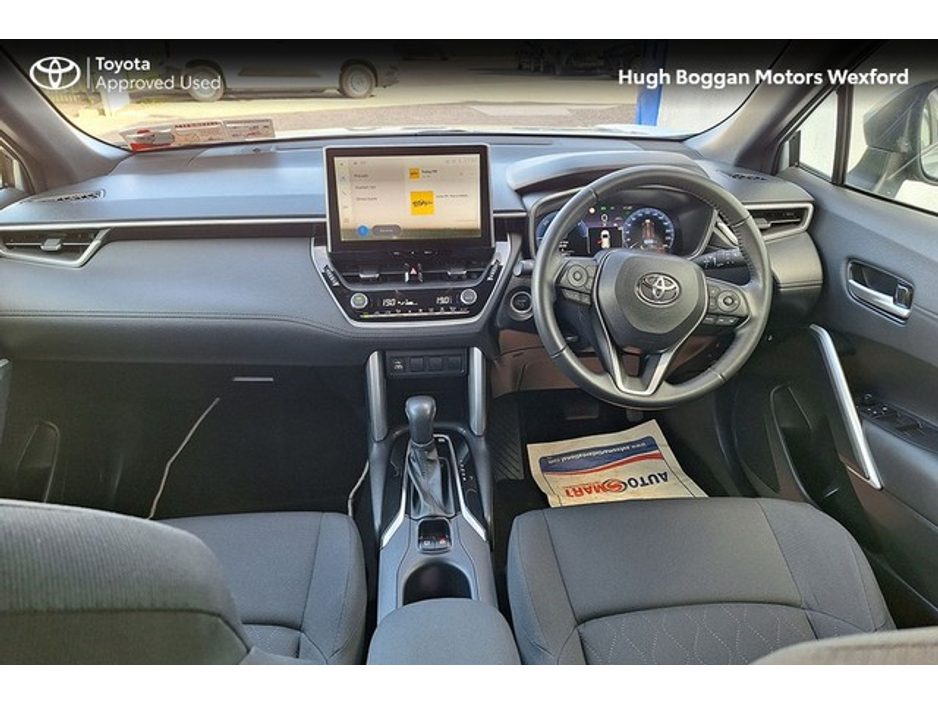 2023 Toyota Corolla Cross - image 8