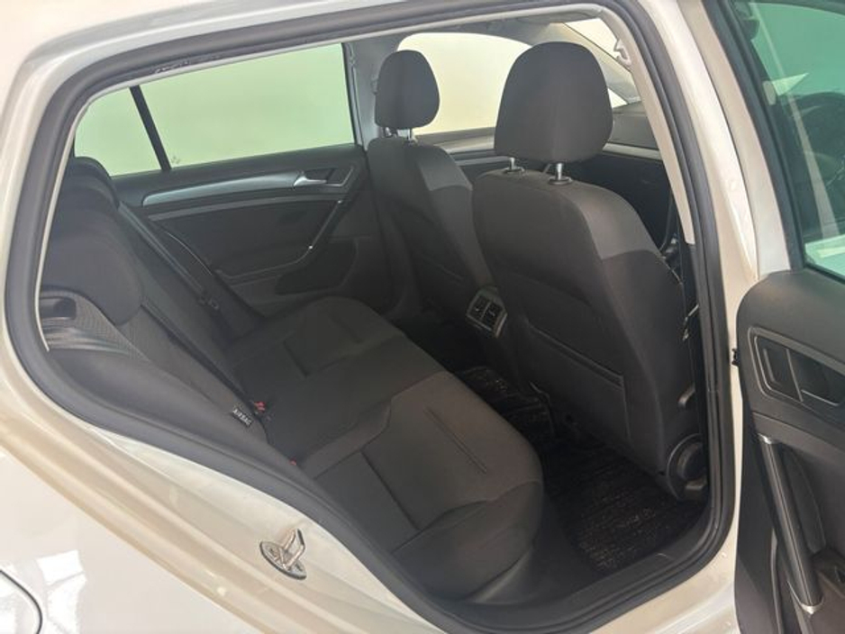 2020 Volkswagen Golf  €18,750