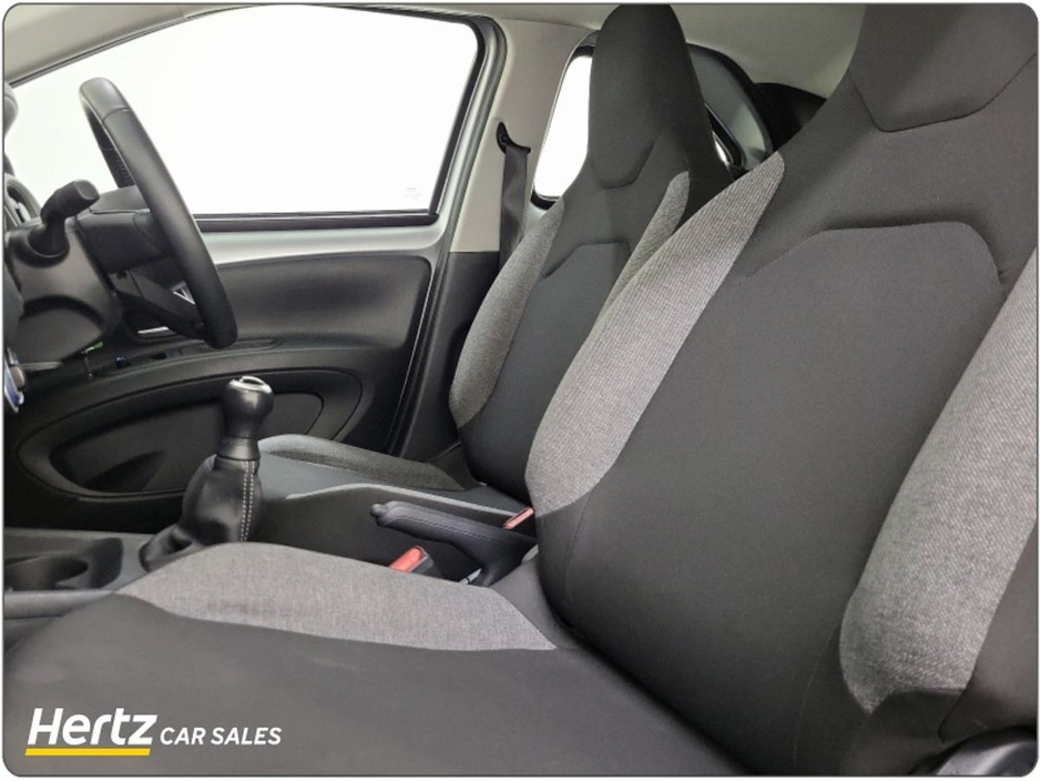 2023 Toyota Aygo X PULSE 1.0 Petrol Manual €14,475