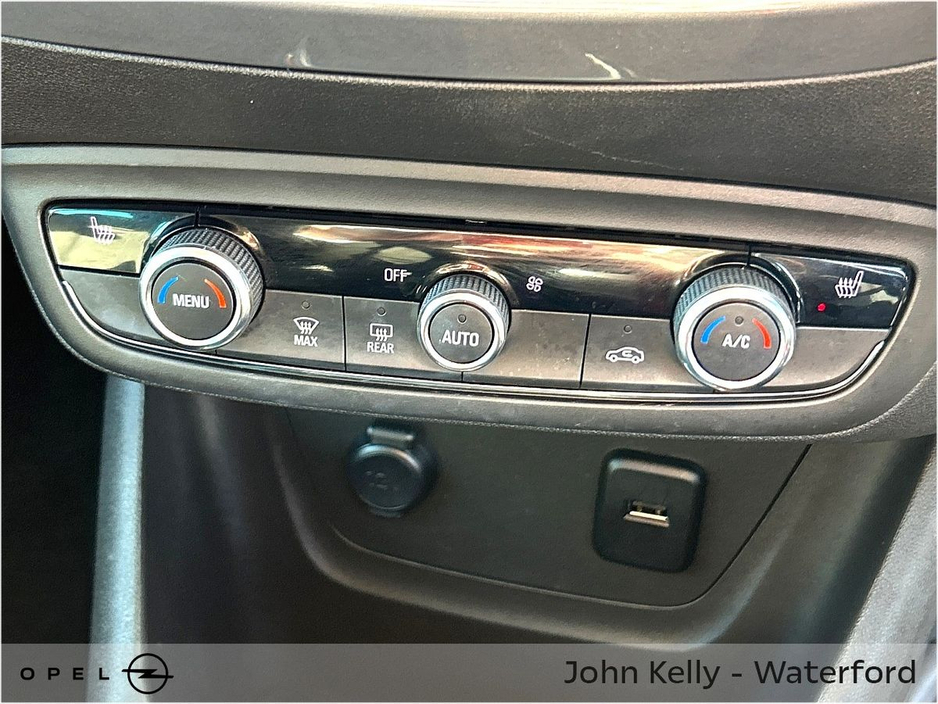 2022 Opel Crossland - image 15