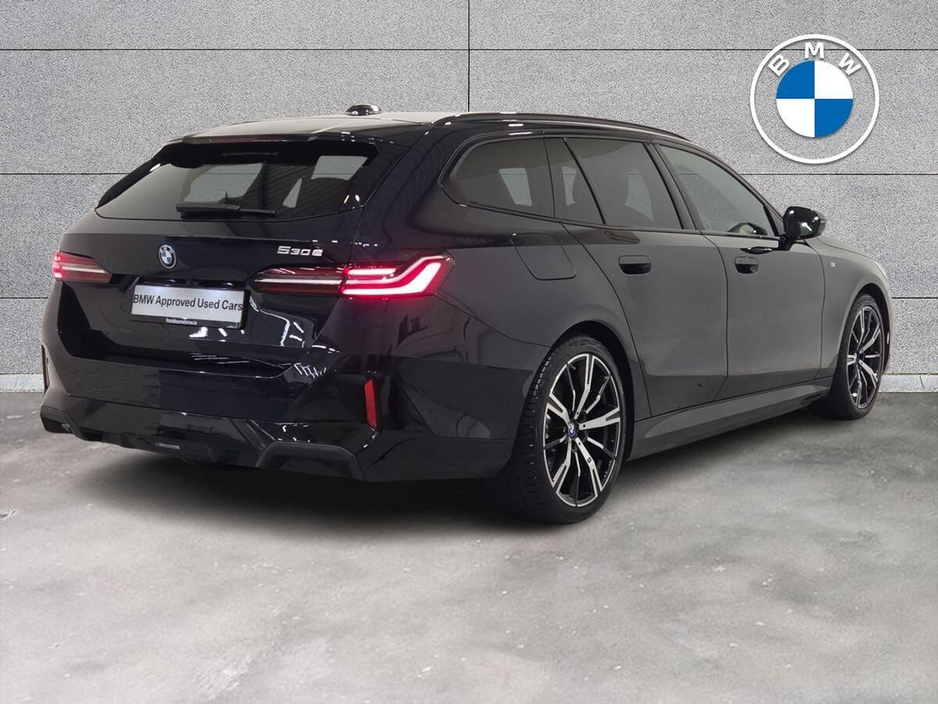 2025 BMW 5 Series 530e M Sport Touring €65,950