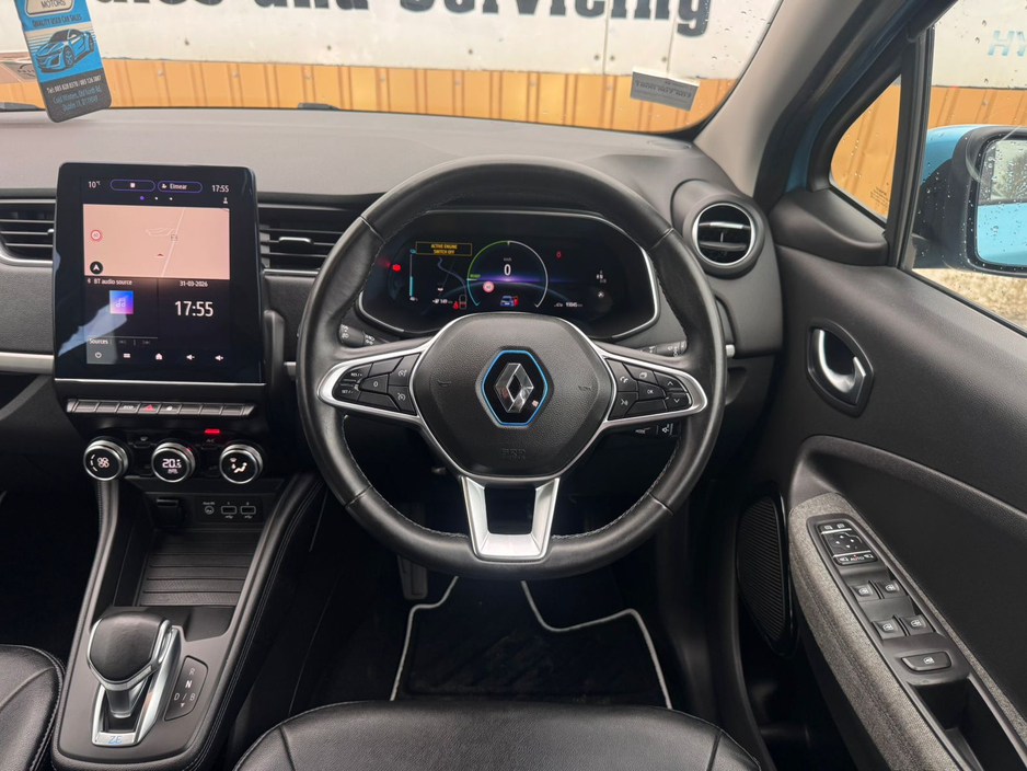 2020 Renault Zoe - image 17