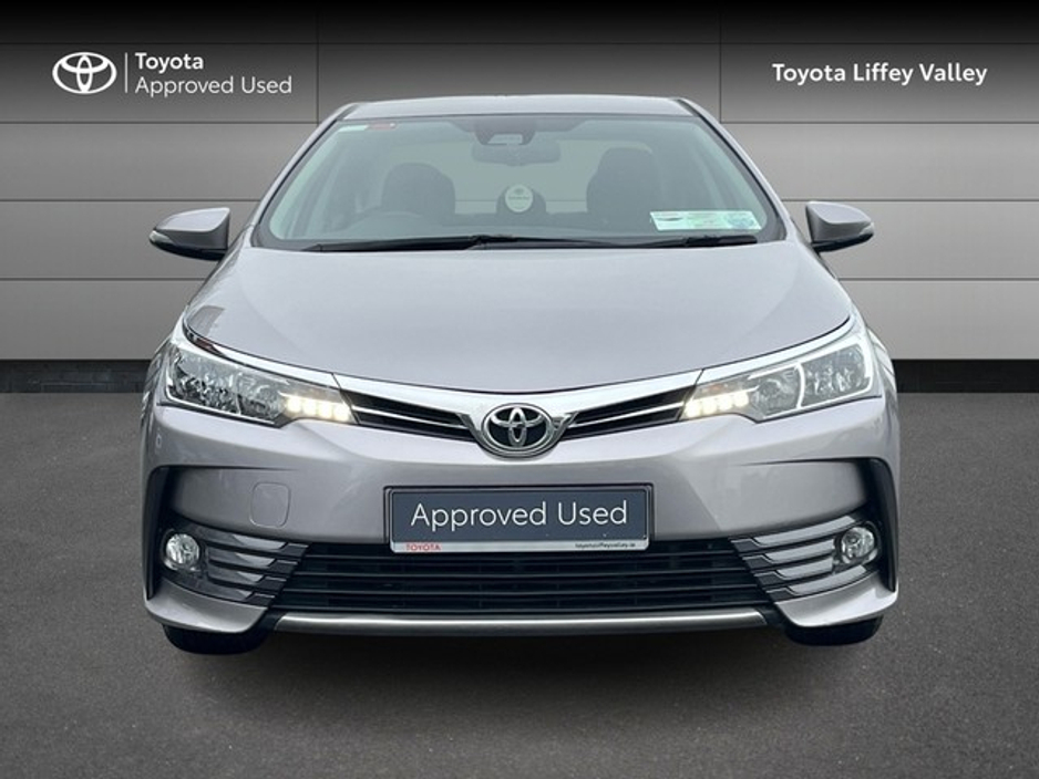 2018 Toyota Corolla - image 5