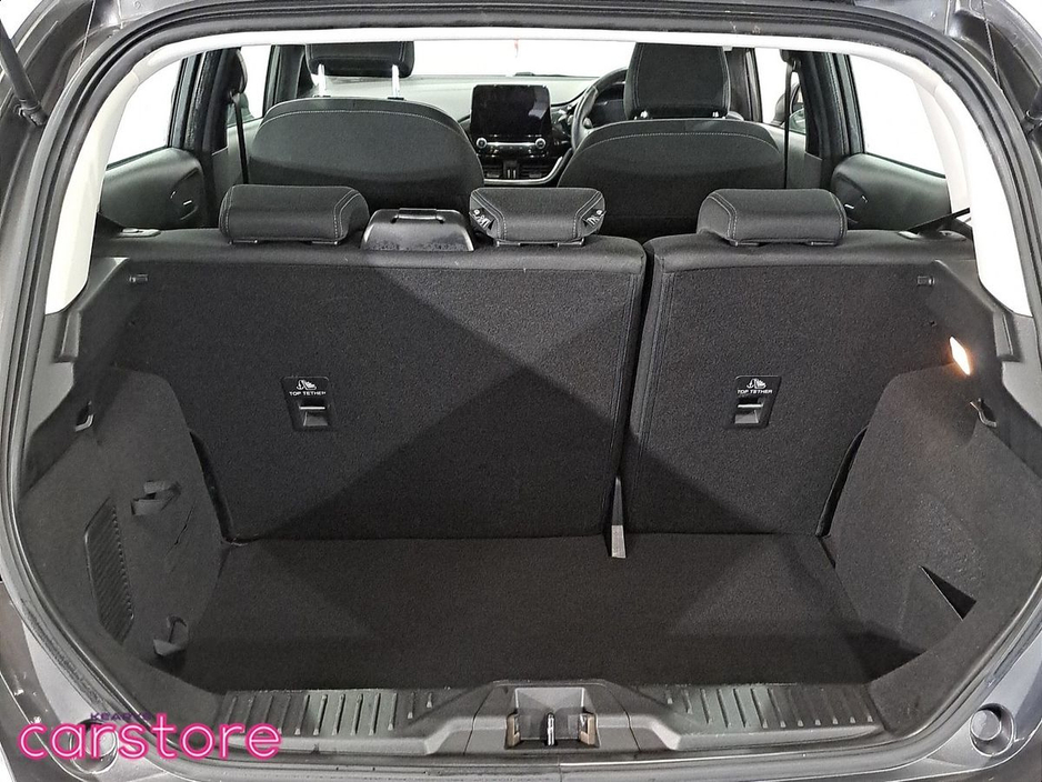 2019 Ford Fiesta - image 19