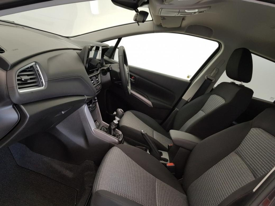 2024 Suzuki S-CROSS Motion €28,950