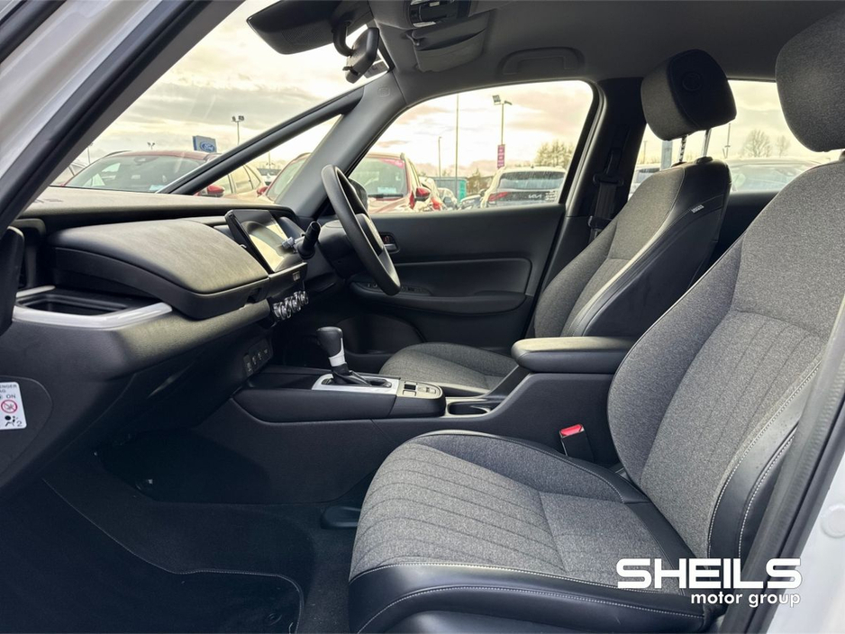 2022 Honda Jazz - image 5