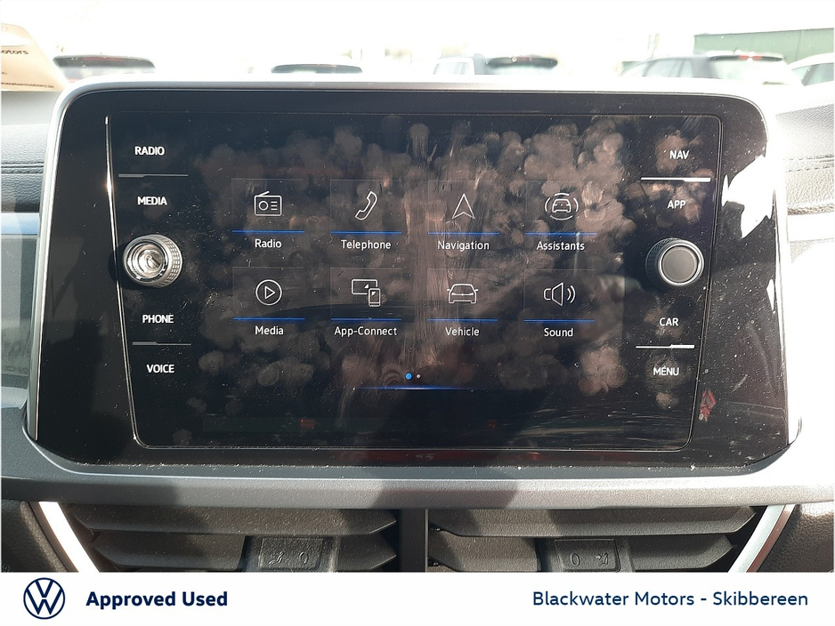 2022 Volkswagen T-Roc - image 17