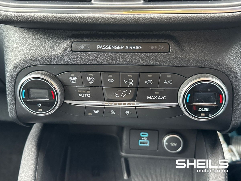 2020 Ford Kuga - image 19