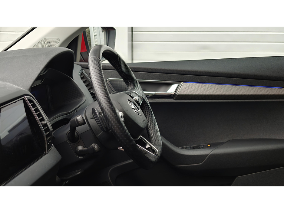 2023 Skoda Karoq - image 13