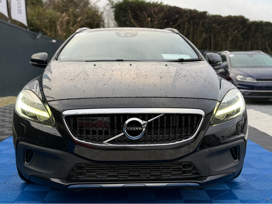 2018 Volvo V40 ** DEPOSIT TAKEN ** CROSS COUNTRY 4WD - 2.0L DIESEL - AUTO - 12M WARRANTY - CAR: 1733 €19,950